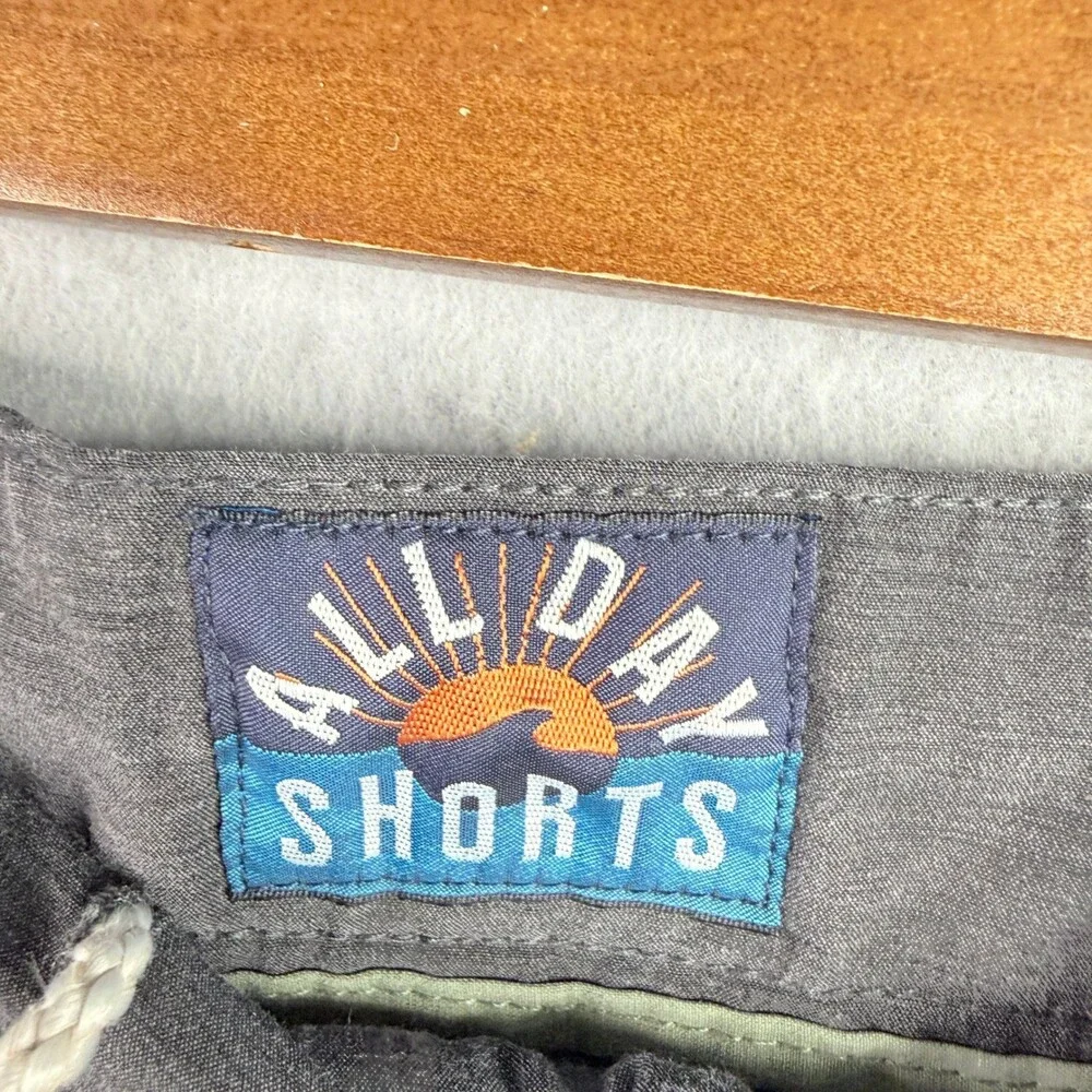 Faherty All Day Shorts Mens Size 30 Gray Flat Front Drawstring Boardshort